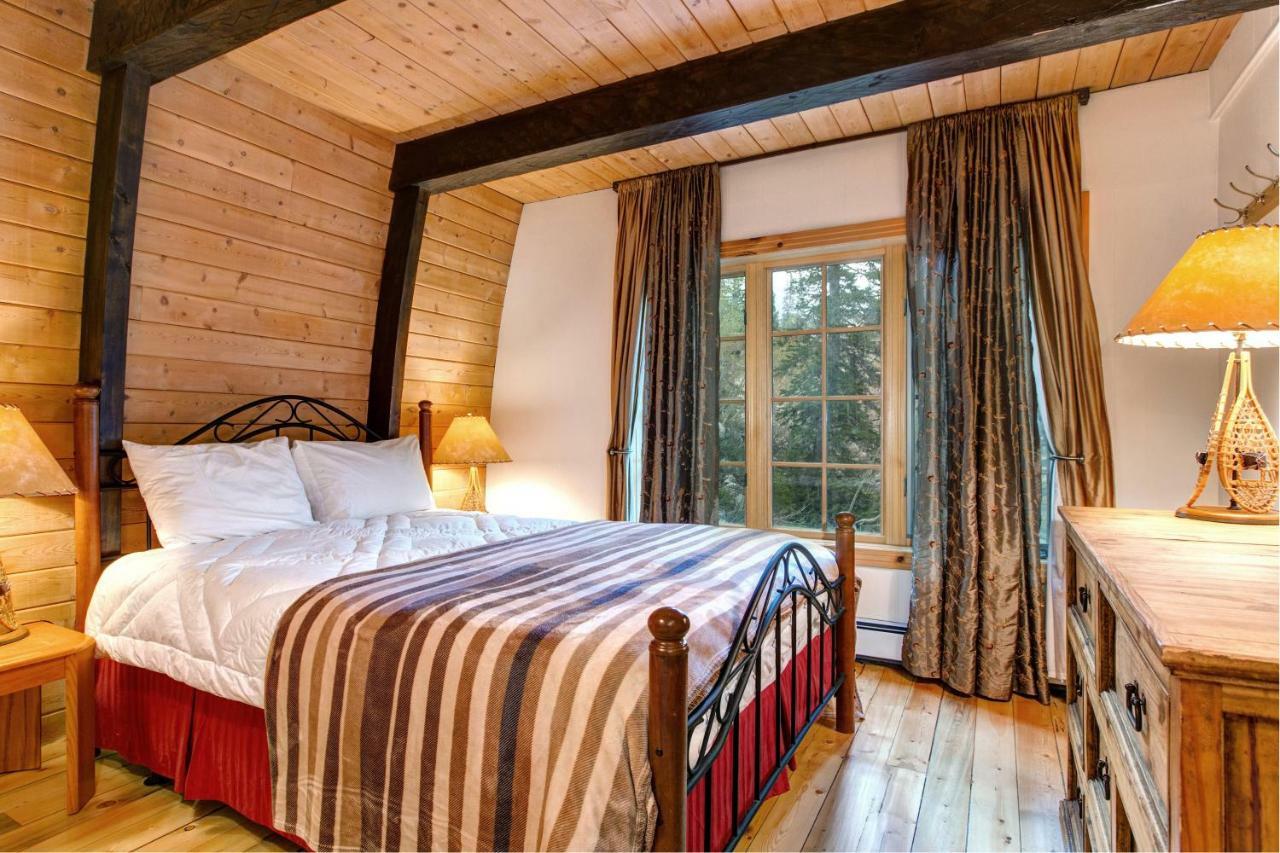 Creekside Chalet Alta Esterno foto