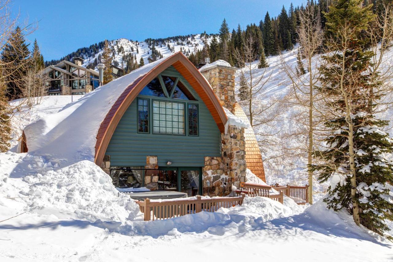 Creekside Chalet Alta Esterno foto