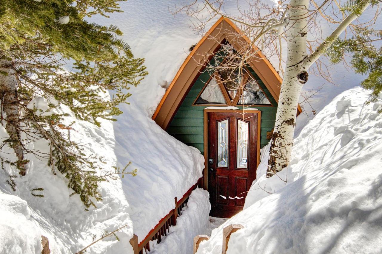Creekside Chalet Alta Esterno foto